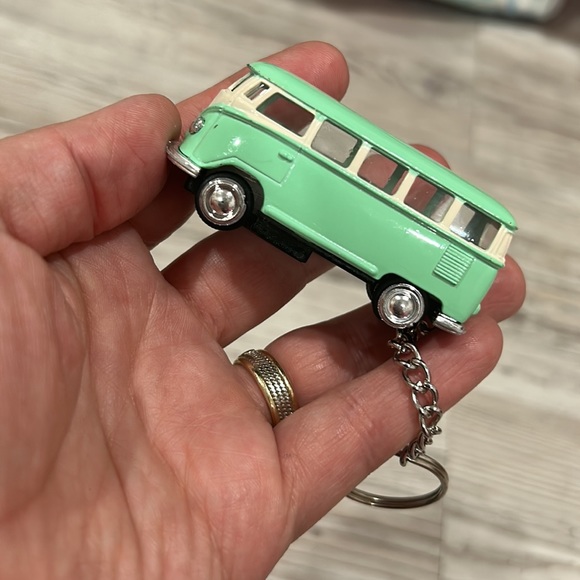 Volkswagen Van Keychain Volkswagen van keychain vintage | Accessories | Volkswagen Van Keychain